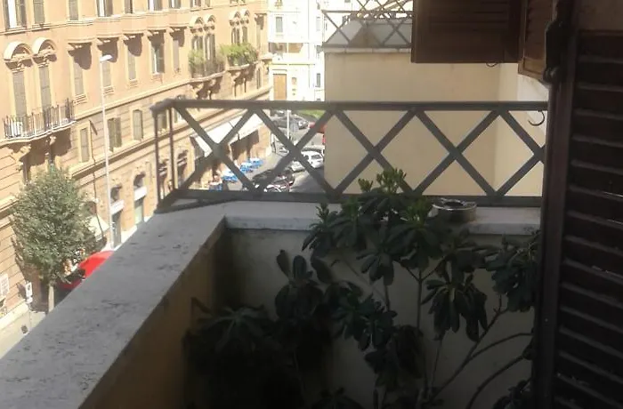 The Pope's Window 4* Rome