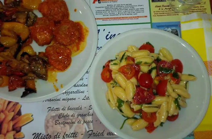 The Pope's Window 4*