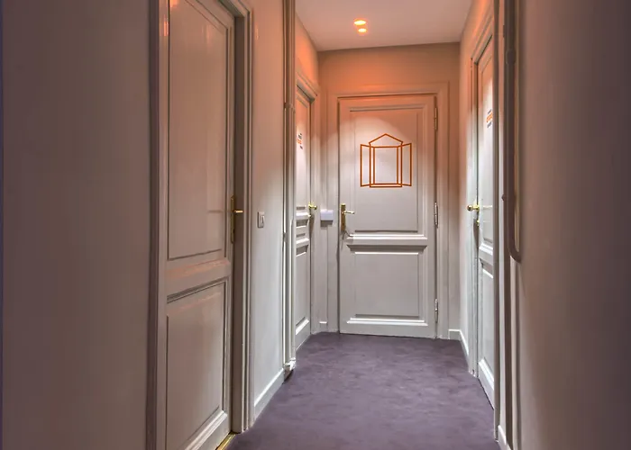 The Pope's Window Guest house