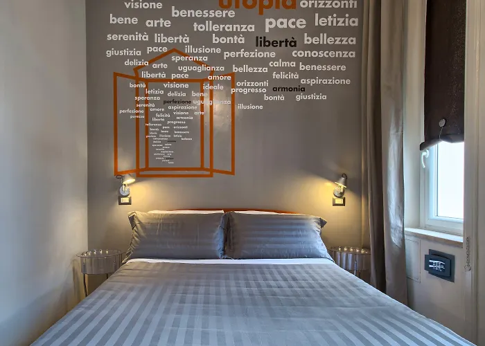 The Pope's Window Rom