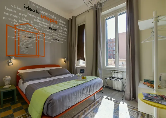 The Pope's Window Rom